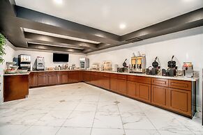 The Buena Park Hotel & Suites