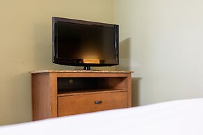 The Buena Park Hotel & Suites