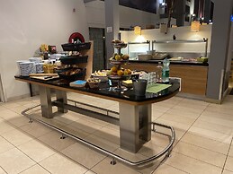 Castel de Pont-à-Lesse Hotel