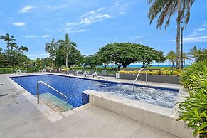 Cairns Harbourside Hotel