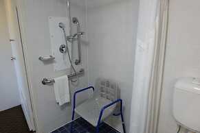 Cairns Harbourside Hotel