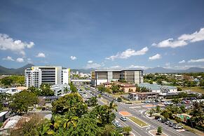 Cairns Harbourside Hotel