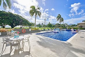 Cairns Harbourside Hotel