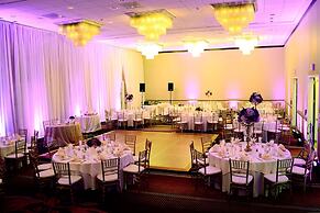 Embassy Suites by Hilton Alexandria Old Town