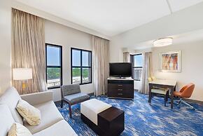 Embassy Suites by Hilton Alexandria Old Town