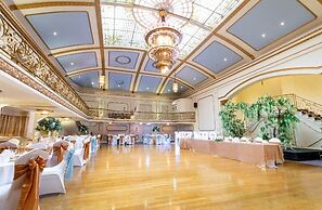 Prince of Wales Hotel