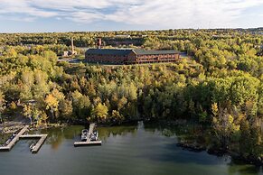 Grand Ely Lodge Resort & Conference Center