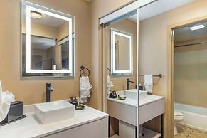 Best Western Plus Landing View Inn & Suites