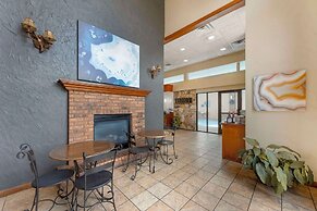 Best Western Plus Landing View Inn & Suites