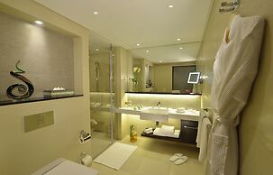 Crowne Plaza Bahrain by IHG