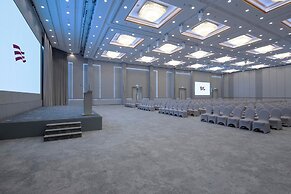 Crowne Plaza Bahrain by IHG