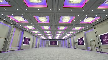 Crowne Plaza Bahrain by IHG