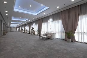 Crowne Plaza Bahrain by IHG