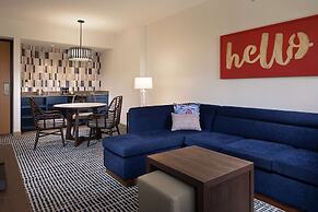 DoubleTree Suites by Hilton Orlando - Disney Springs® Area