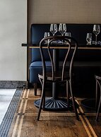 The Talbott, Autograph Collection