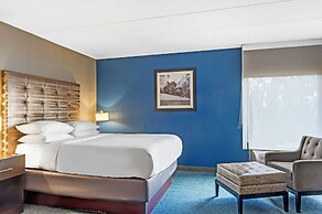DoubleTree by Hilton Roseville Minneapolis