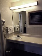 Budget Inn