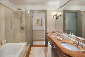 The Excelsior, a Luxury Collection Hotel, Florence