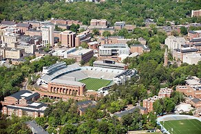 Days Inn by Wyndham Durham/Near Duke University
