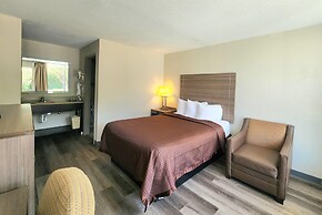 Days Inn by Wyndham Seguin TX