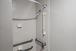 Days Inn by Wyndham Seguin TX