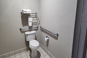 Days Inn by Wyndham Seguin TX