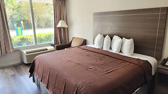 Days Inn by Wyndham Seguin TX