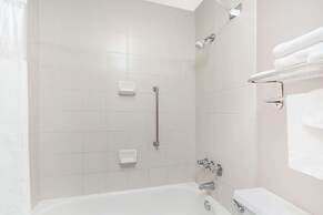 Days Inn by Wyndham Seguin TX