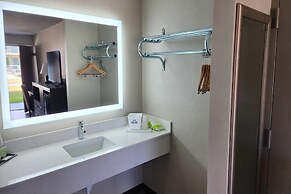 Days Inn by Wyndham Seguin TX