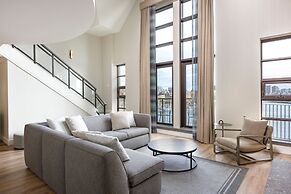 Delta Hotels by Marriott Victoria Ocean Pointe Resort