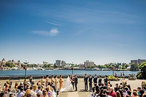 Delta Hotels by Marriott Victoria Ocean Pointe Resort