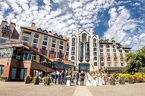 Delta Hotels by Marriott Victoria Ocean Pointe Resort