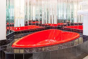 Howard Johnson by Wyndham Niagara Falls