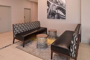 La Quinta Inn & Suites by Wyndham Indianapolis South