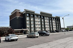 La Quinta Inn & Suites by Wyndham Indianapolis South