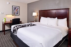 La Quinta Inn & Suites by Wyndham Indianapolis South