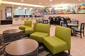 La Quinta Inn & Suites by Wyndham Indianapolis South