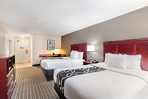 La Quinta Inn & Suites by Wyndham Indianapolis South