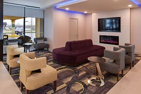La Quinta Inn & Suites by Wyndham Indianapolis South