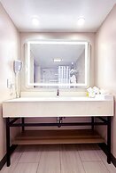 Days Inn by Wyndham Los Angeles LAX/Redondo/Manhattan Beach