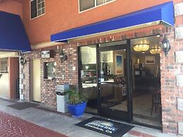 Days Inn by Wyndham Los Angeles LAX/Redondo/Manhattan Beach