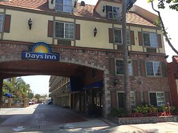 Days Inn by Wyndham Los Angeles LAX/Redondo/Manhattan Beach