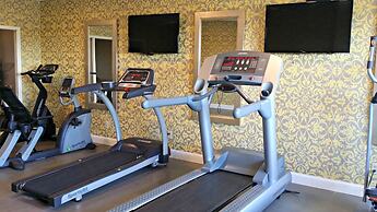 Holiday Inn Express Janesville - I-90 & US Hwy 14 by IHG