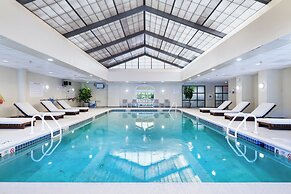 DoubleTree by Hilton Fairfield Hotel & Suites