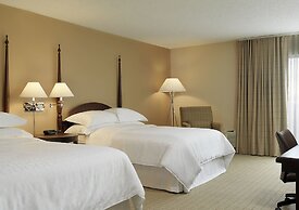 Sheraton Westport Chalet Hotel St. Louis