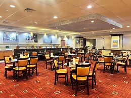 Crowne Plaza Newark Airport by IHG