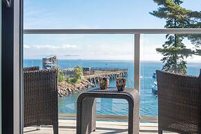 Atlantic Oceanside Hotel & Conference Center