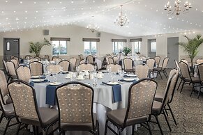 Atlantic Oceanside Hotel & Conference Center
