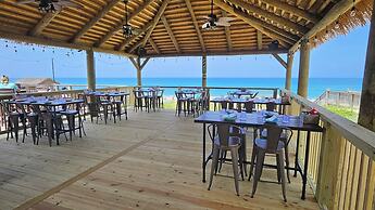 Ramada Plaza by Wyndham Nags Head Oceanfront