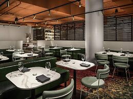 Pullman Melbourne City Centre